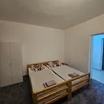 Bisic With Private Parking *