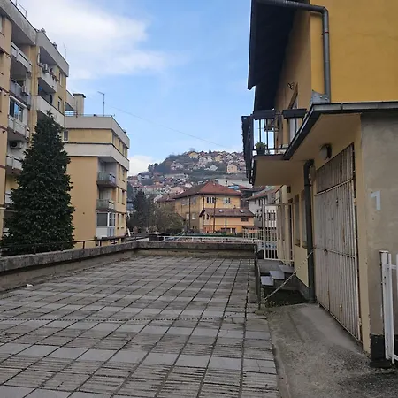 Apartamento Bisic With Private Parking Saraievo
