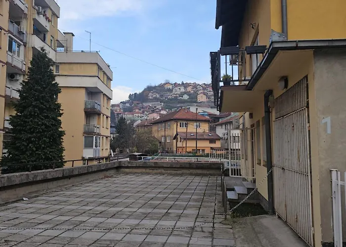 Apartment Bisic With Private Parking Sarajevo